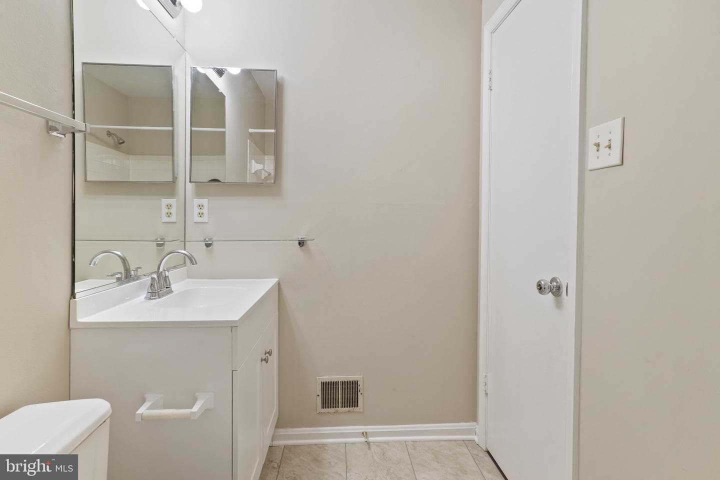 4940 Dorsey Hall Drive #7 photo 33