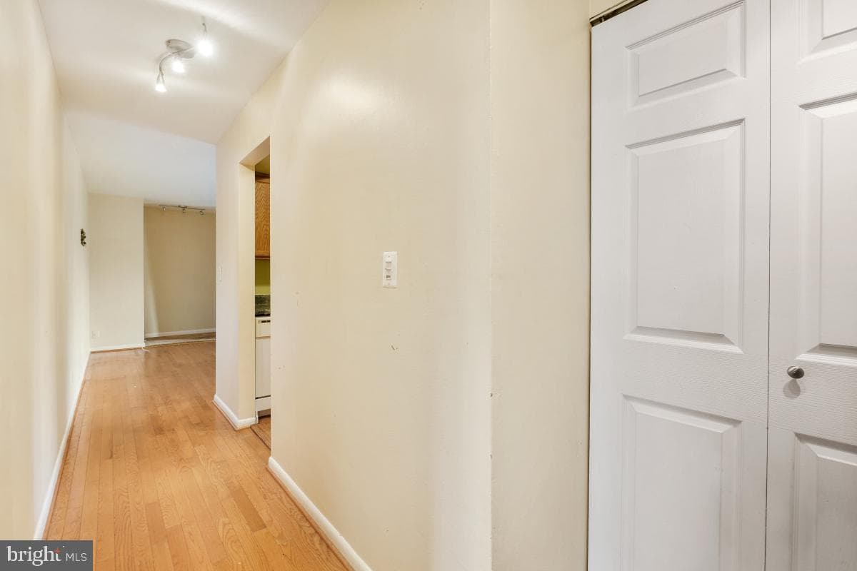 6007 Majors Lane #6 photo 2