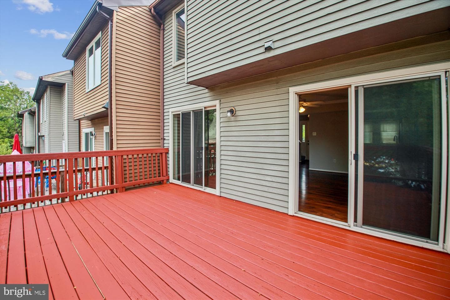 9469 Clocktower Lane photo 3