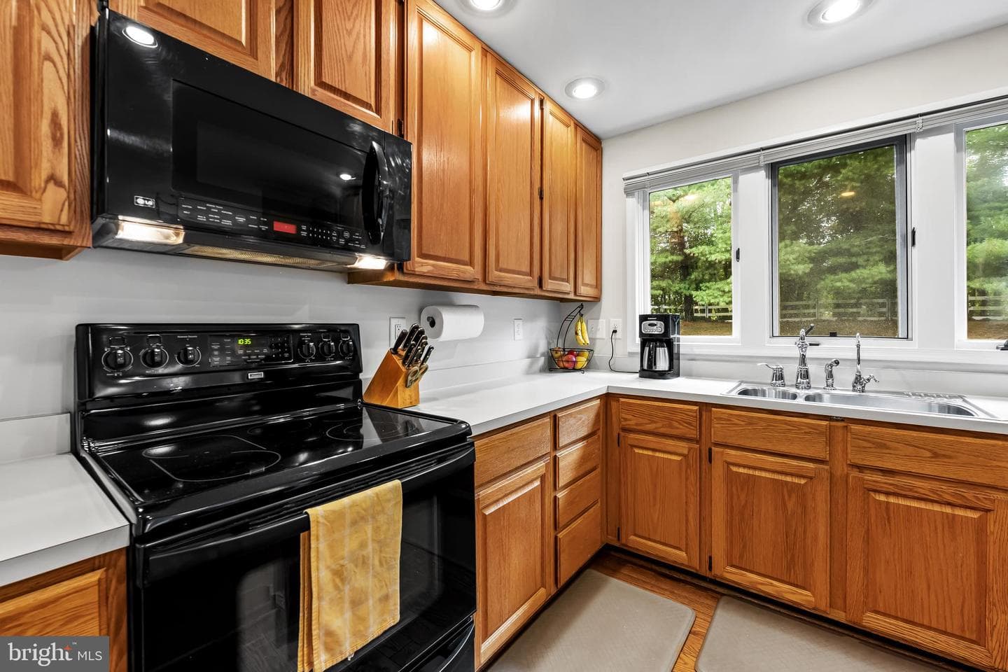 8315 Saddle Ridge Terrace photo 17