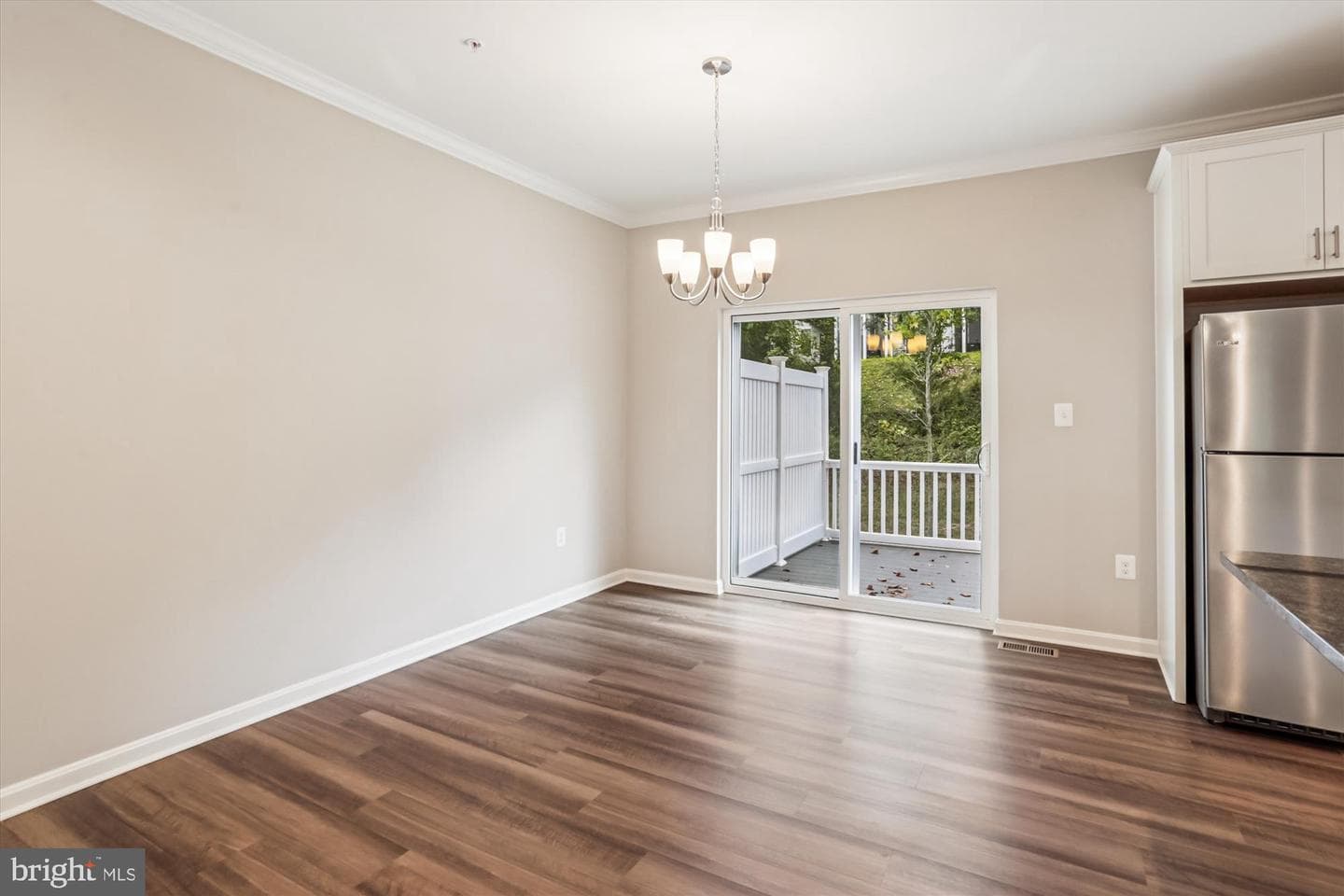 9256 Laurens Way photo 21