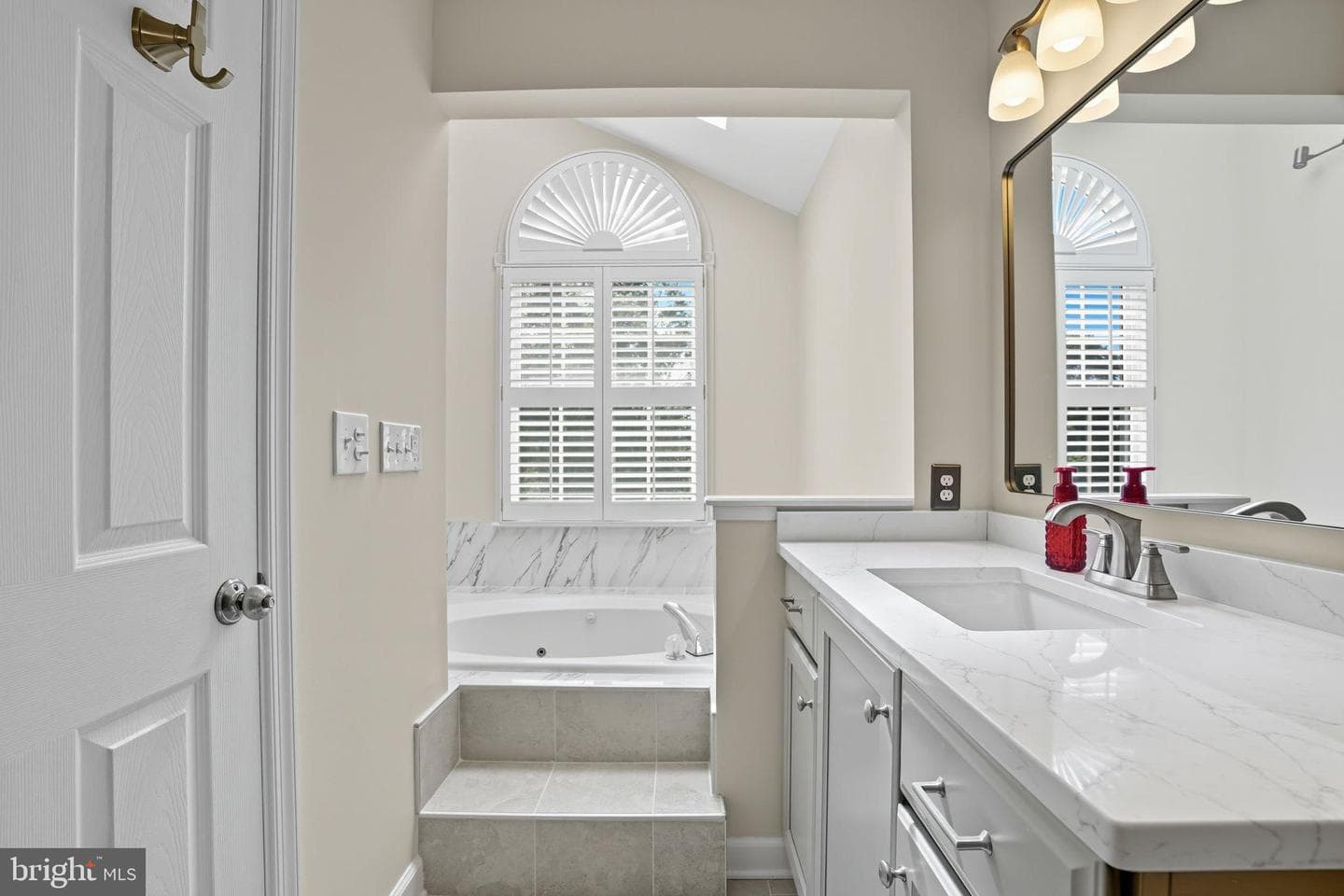 6761 Sewells Orchard Drive photo 22