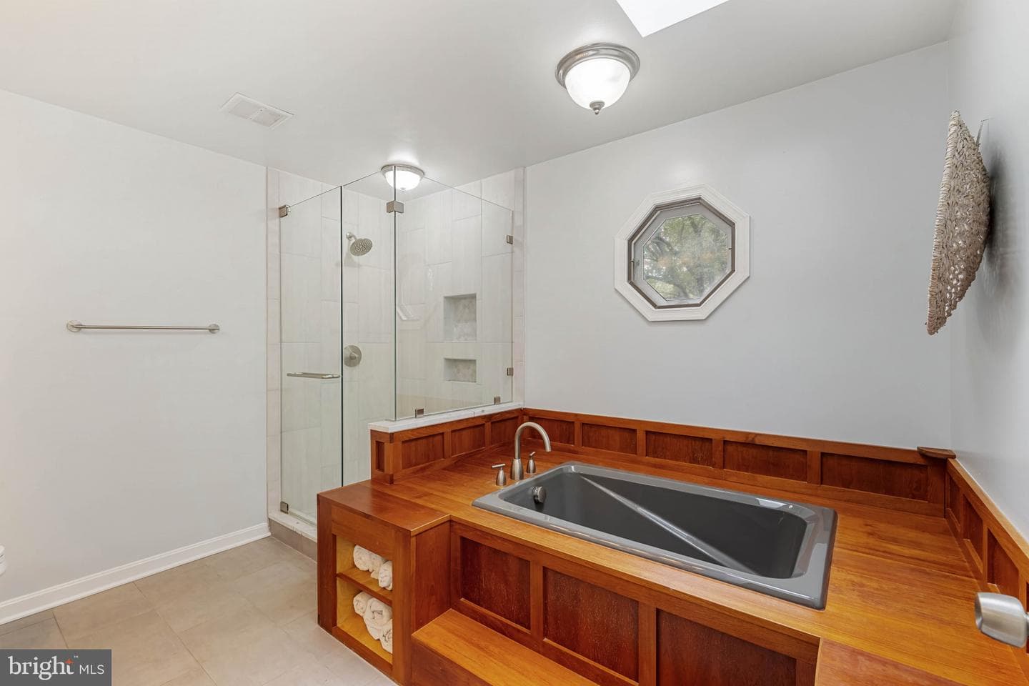 619 Sideling Court photo 23