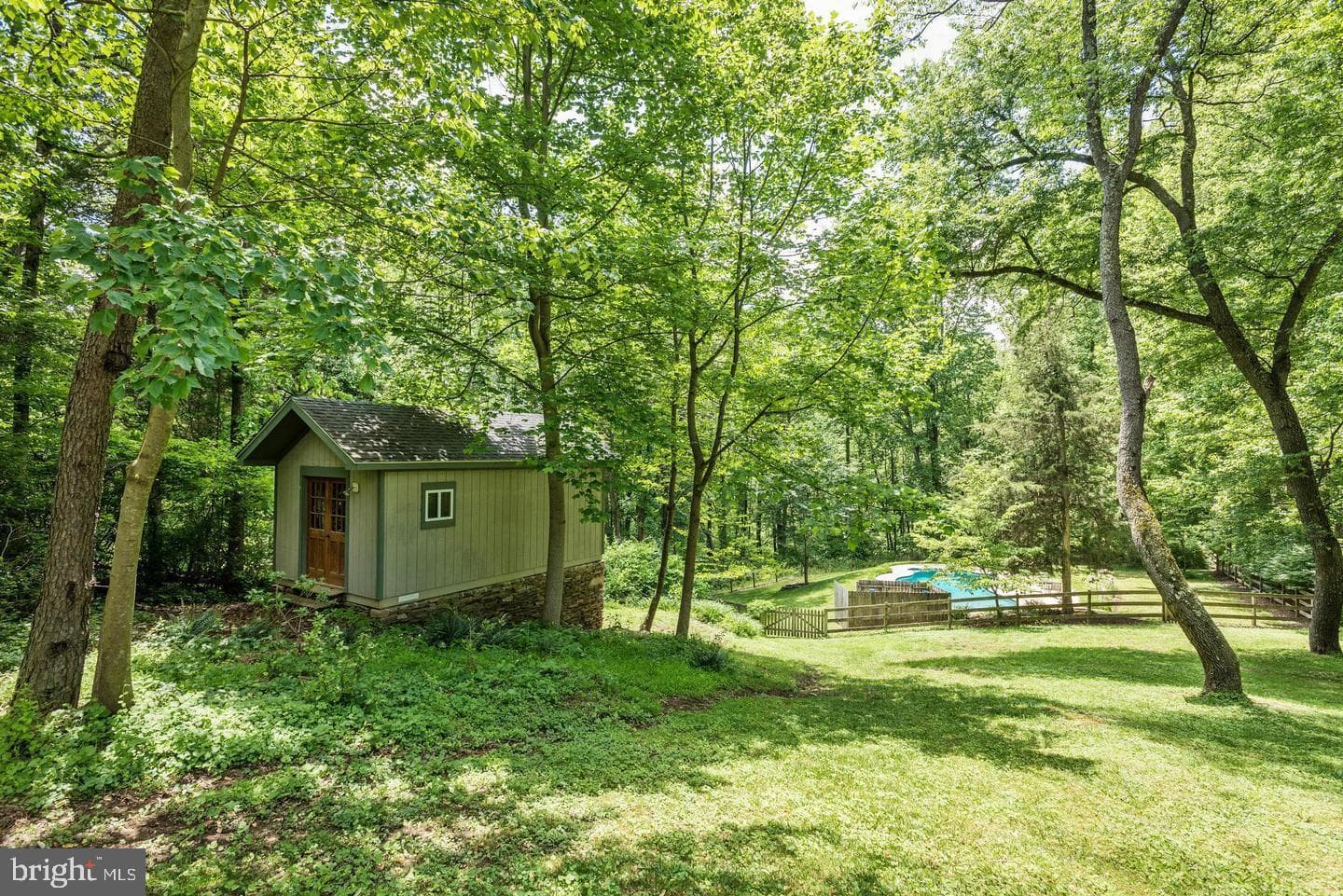 619 Sideling Court photo 34