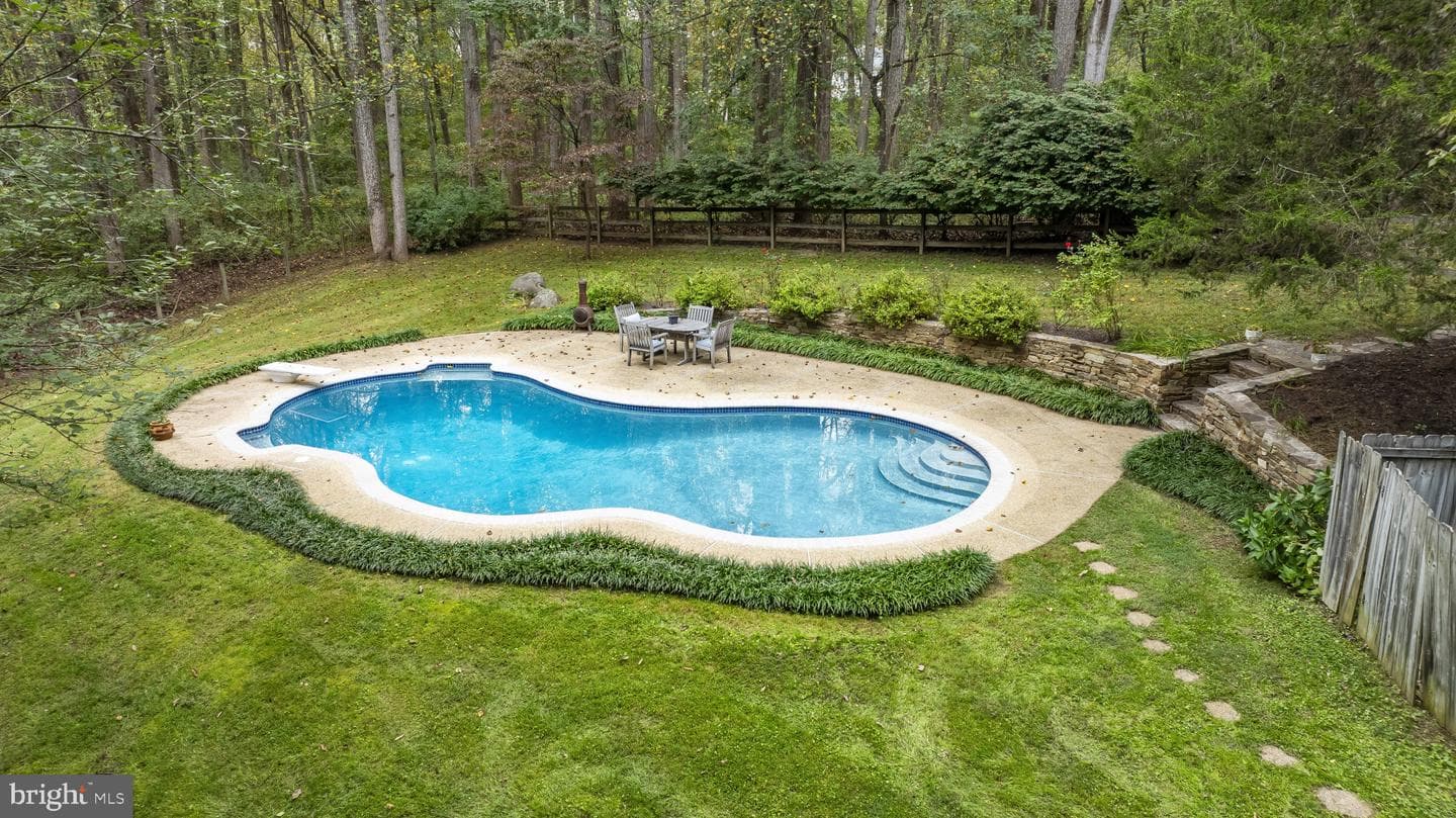 619 Sideling Court photo 44