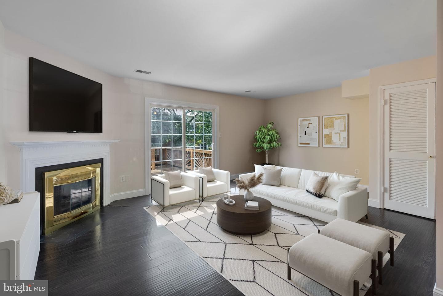 5877 Rowanberry Drive #b 36 photo 10