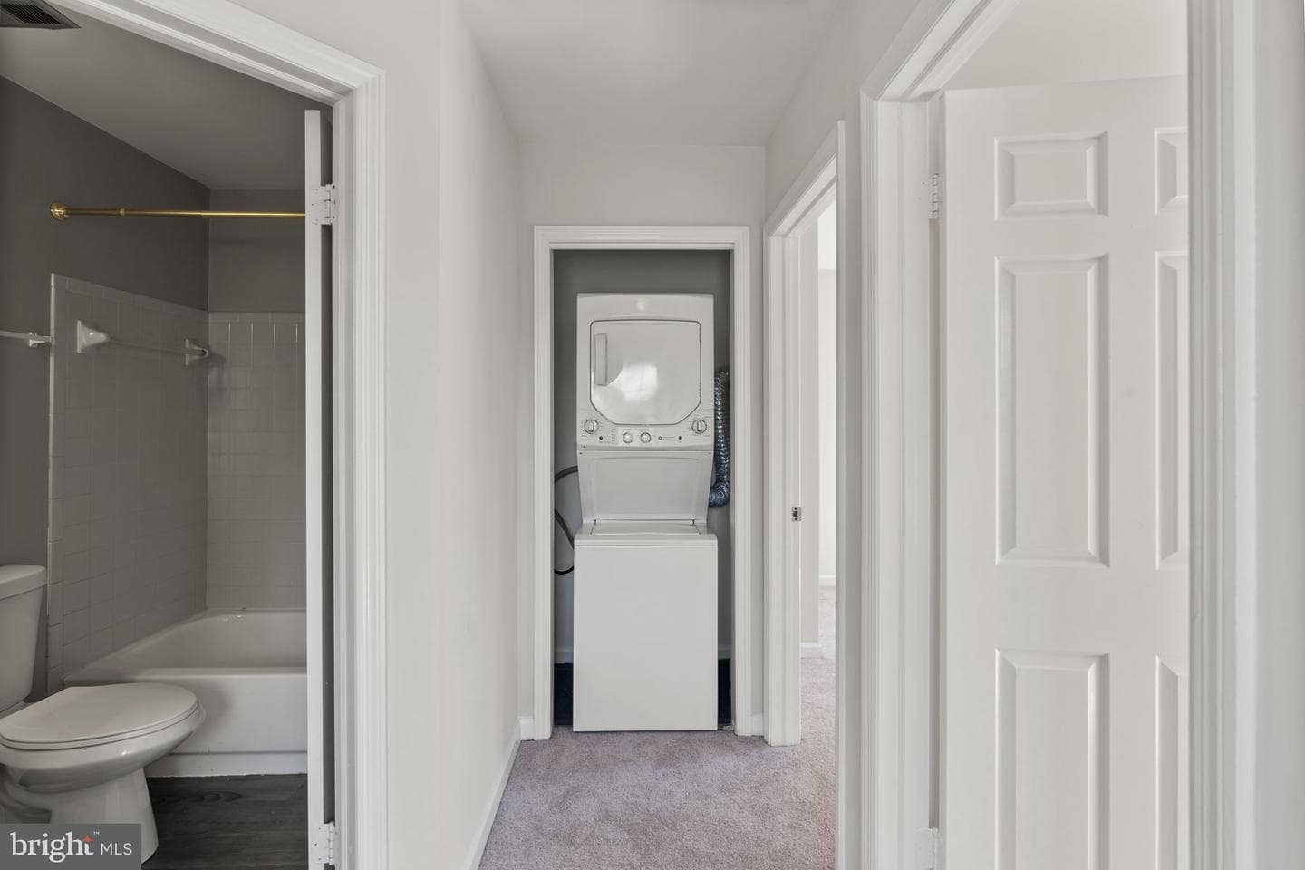 5877 Rowanberry Drive #b 36 photo 19