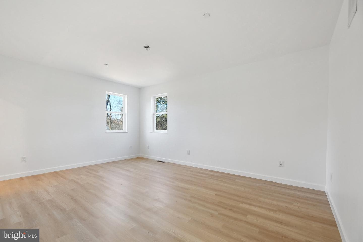 8325 Grove Angle Road photo 43