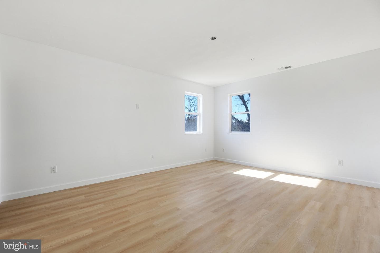 8325 Grove Angle Road photo 47