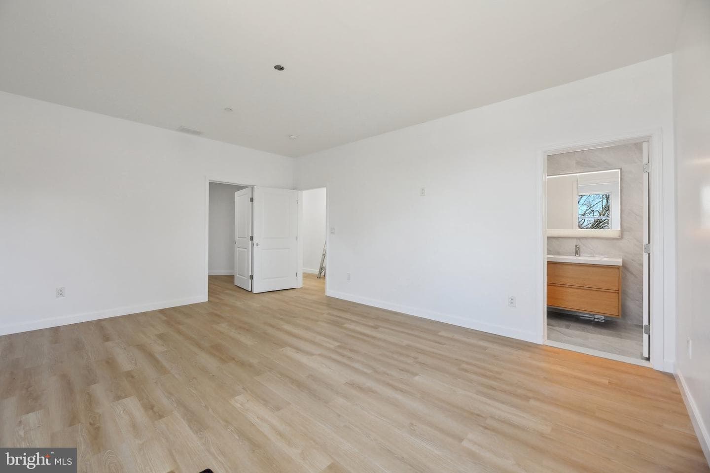 8325 Grove Angle Road photo 51