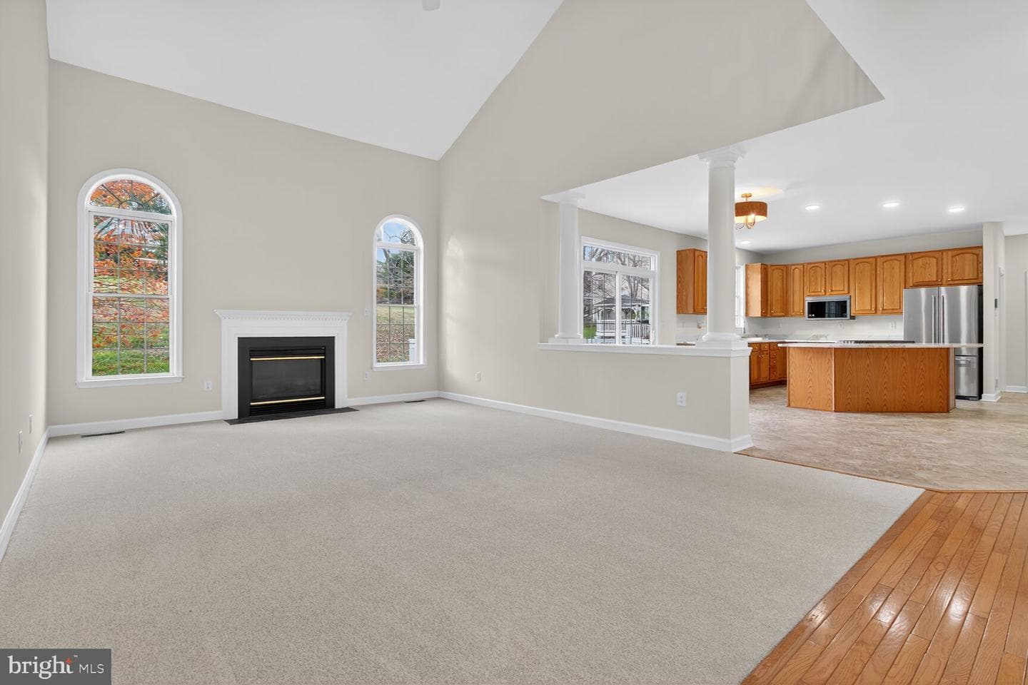 8369 Governor Grayson Way photo 11