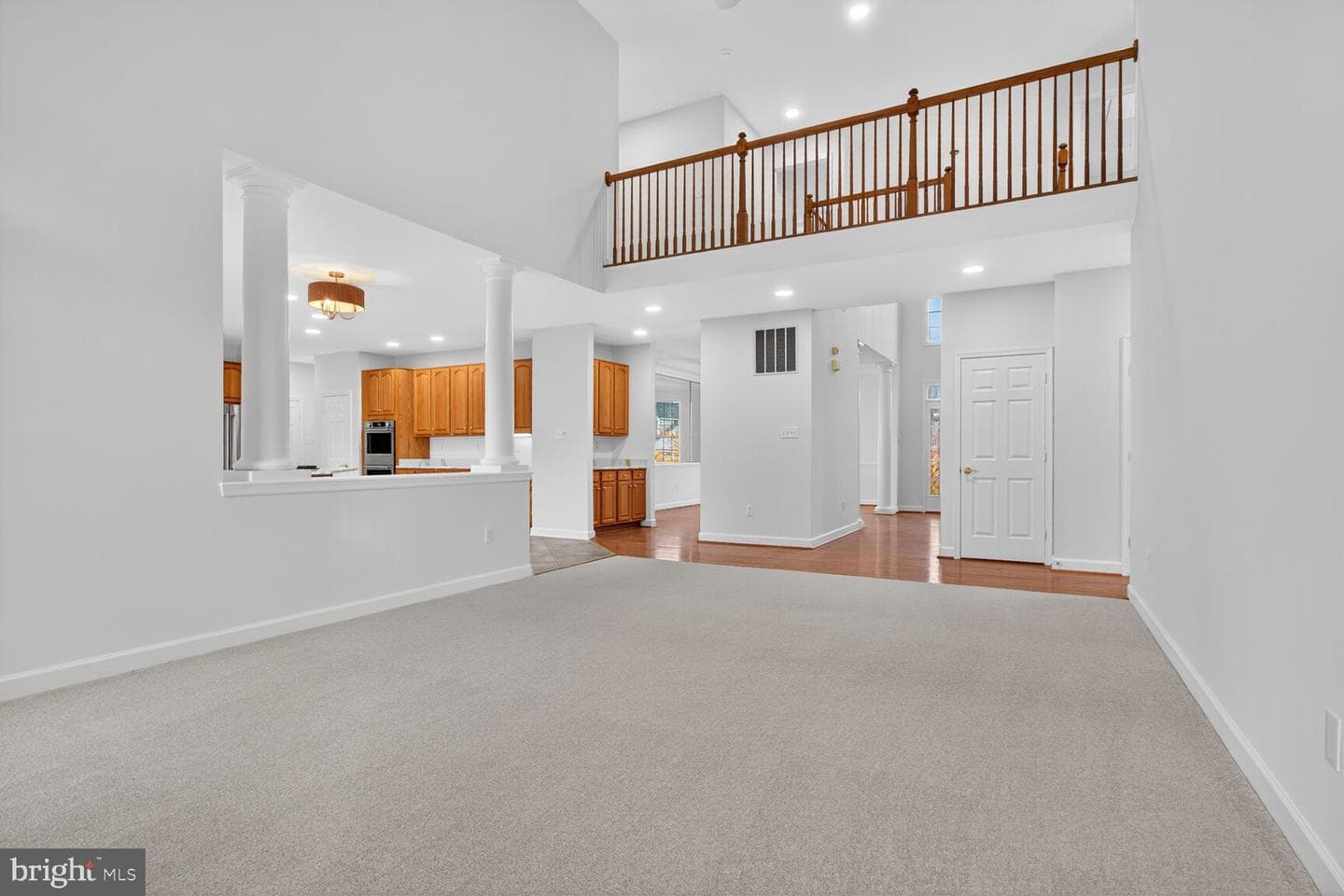 8369 Governor Grayson Way photo 13