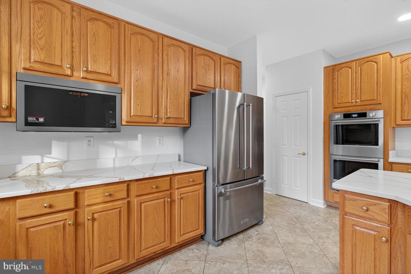 8369 Governor Grayson Way photo 18