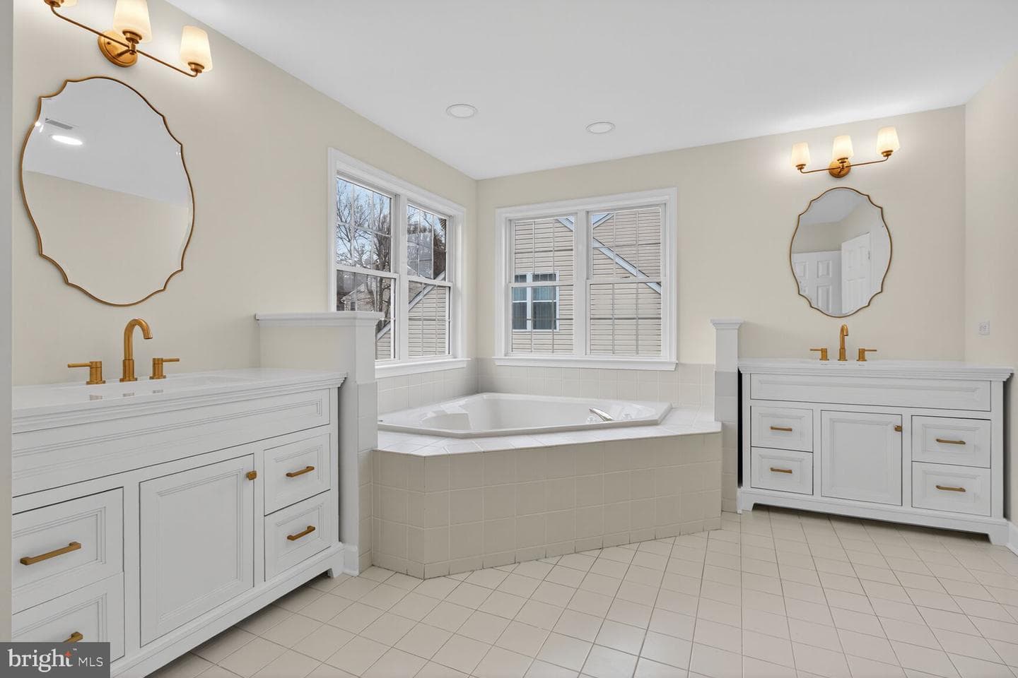 8369 Governor Grayson Way photo 29