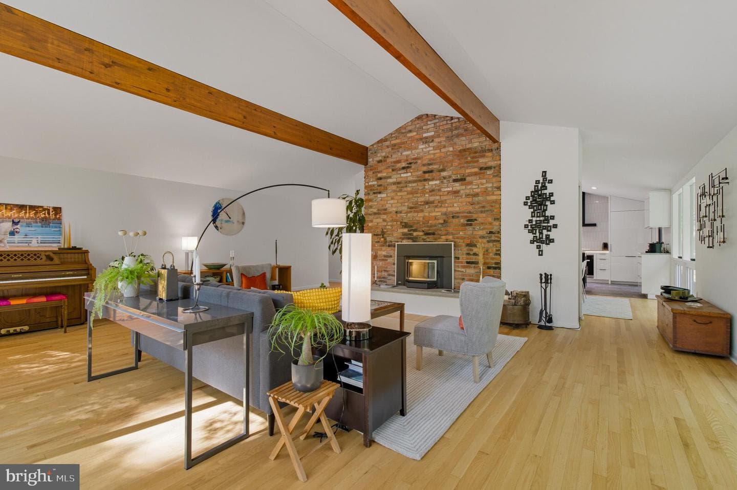 7145 Deer Valley Road photo 8