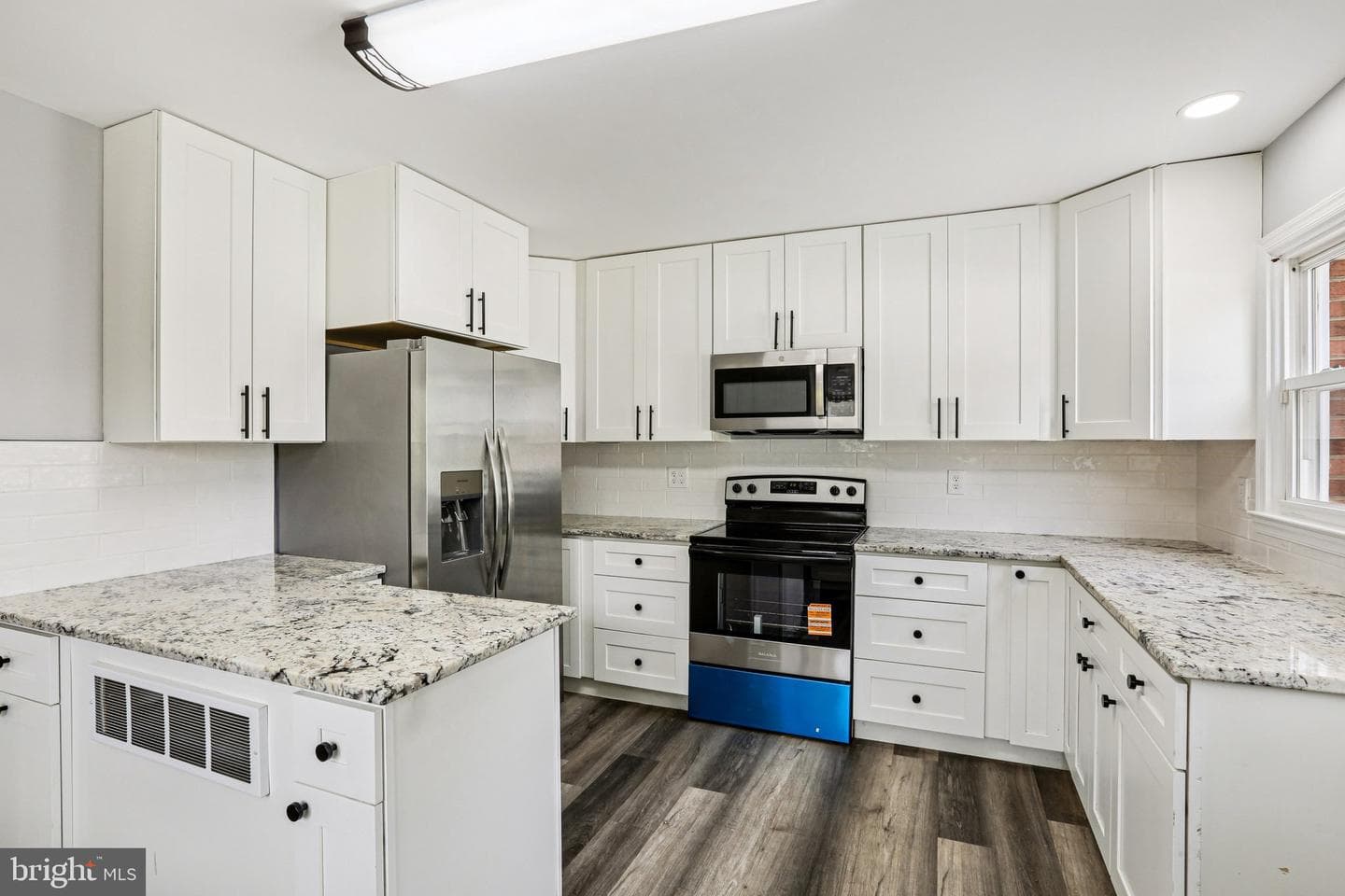 15474 Roxbury Road photo 13