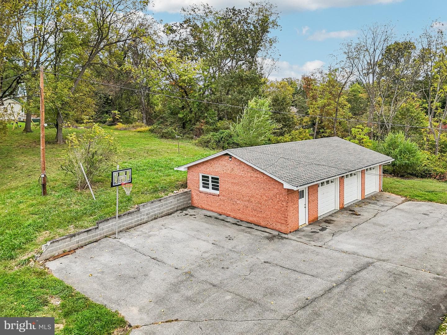 15474 Roxbury Road photo 47