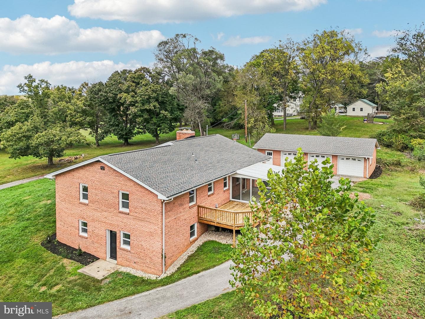 15474 Roxbury Road photo 52