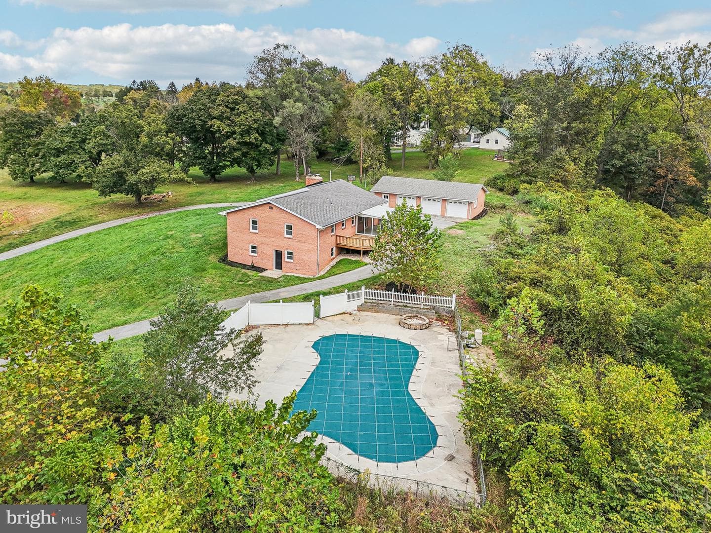 15474 Roxbury Road photo 53