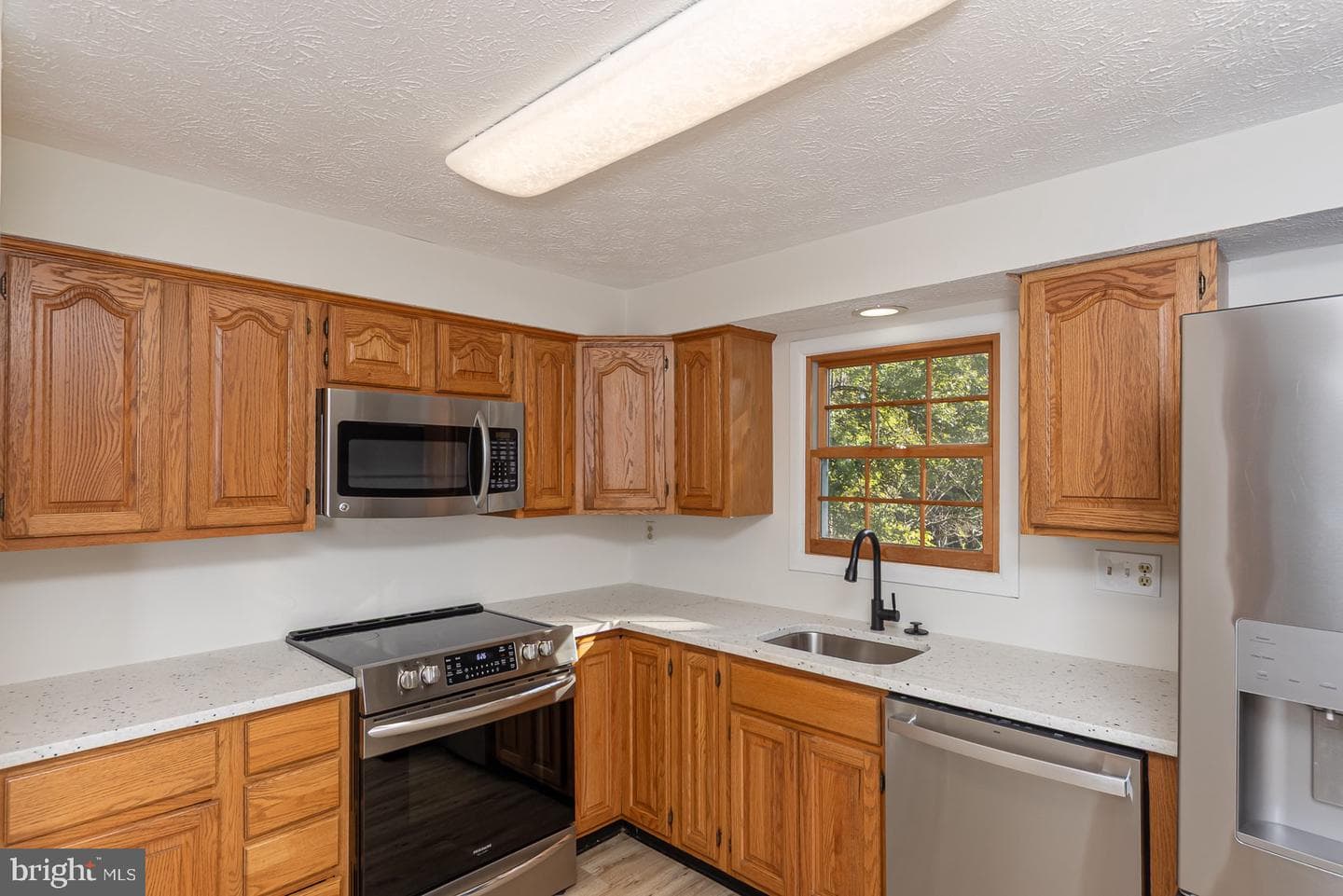 6321 Summercrest Drive photo 20