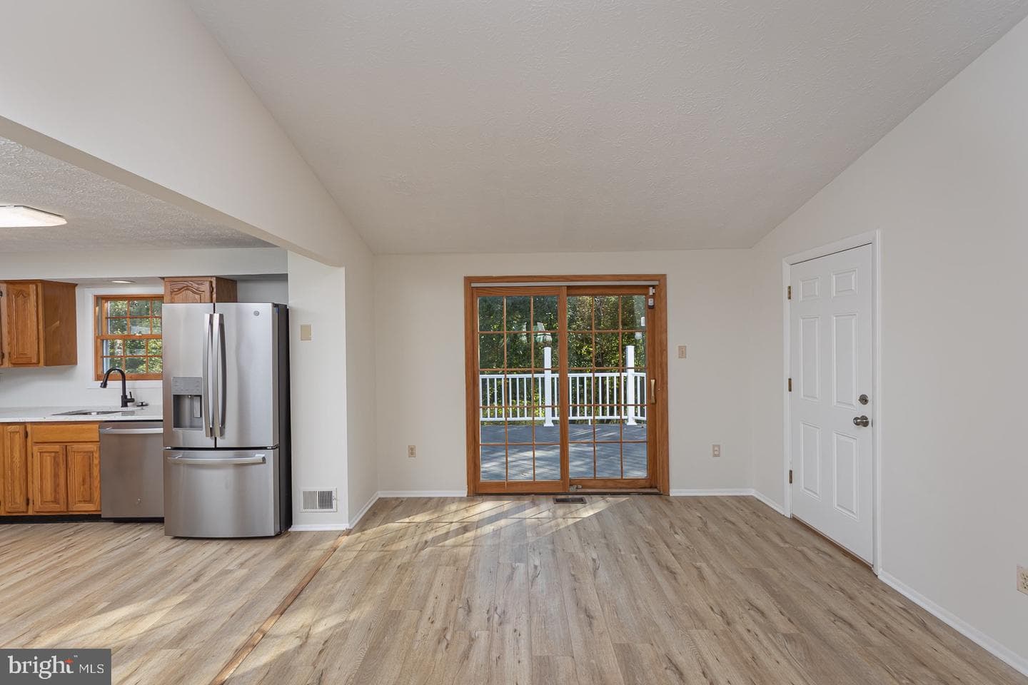 6321 Summercrest Drive photo 23