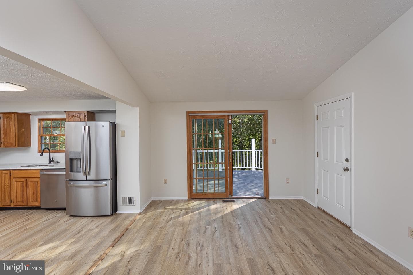 6321 Summercrest Drive photo 24
