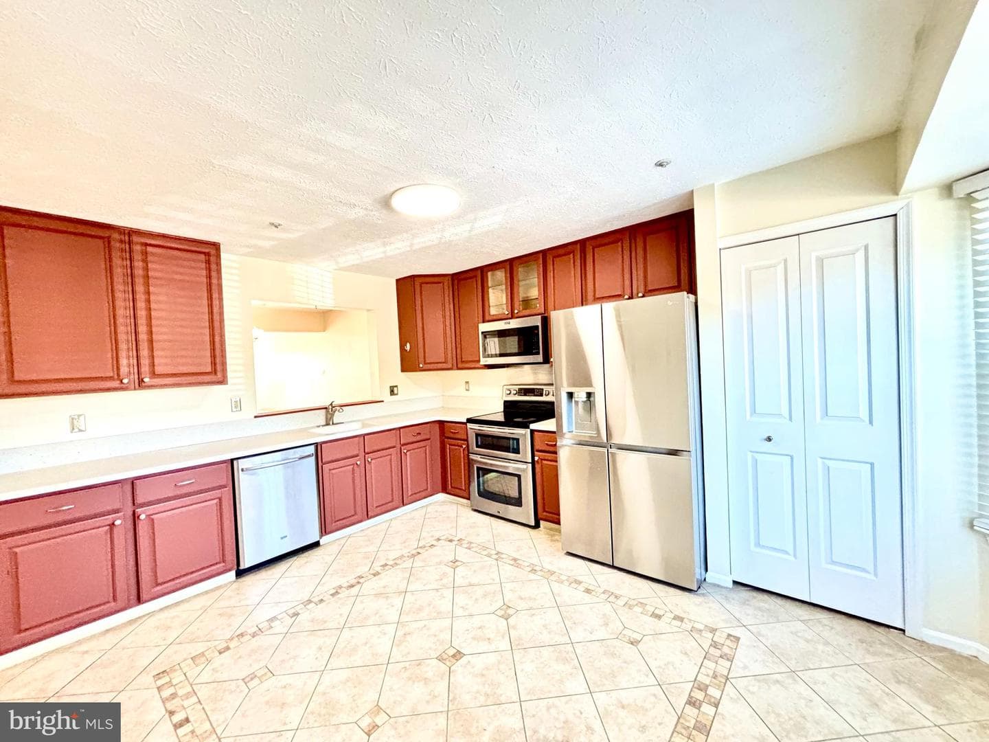 9279 Brewington Lane photo 2