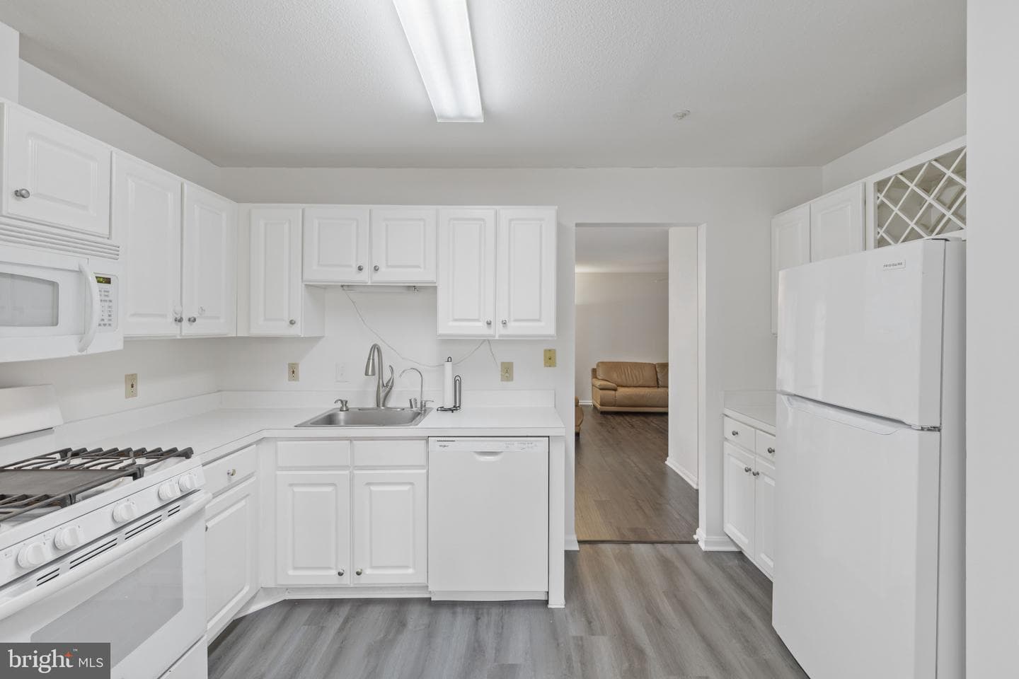 5941 Millrace Court #d-101 photo 10
