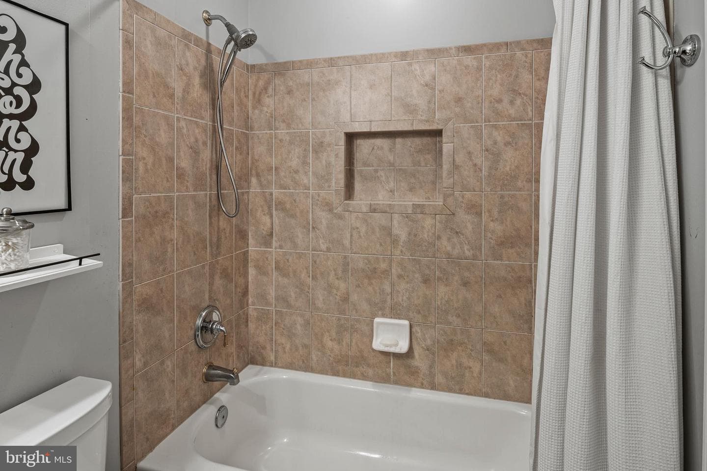 10182 Cape Ann Drive photo 32