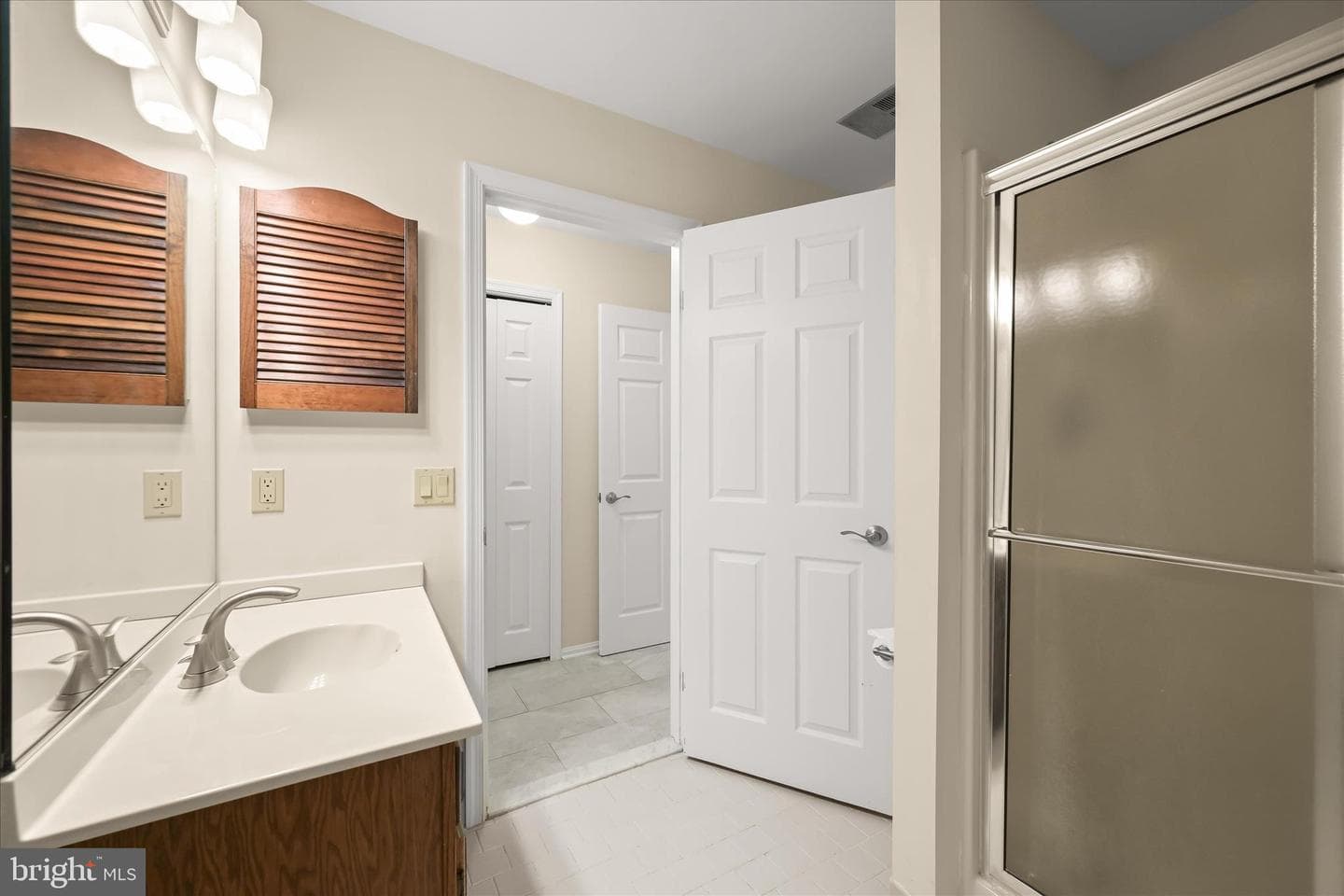 10228 Clubhouse Court photo 33