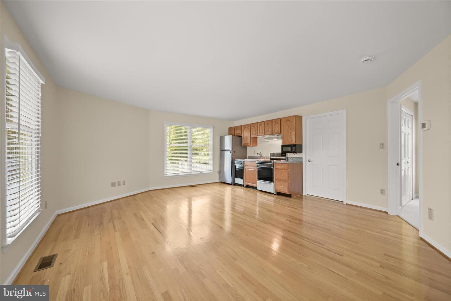 10228 Clubhouse Court photo 36