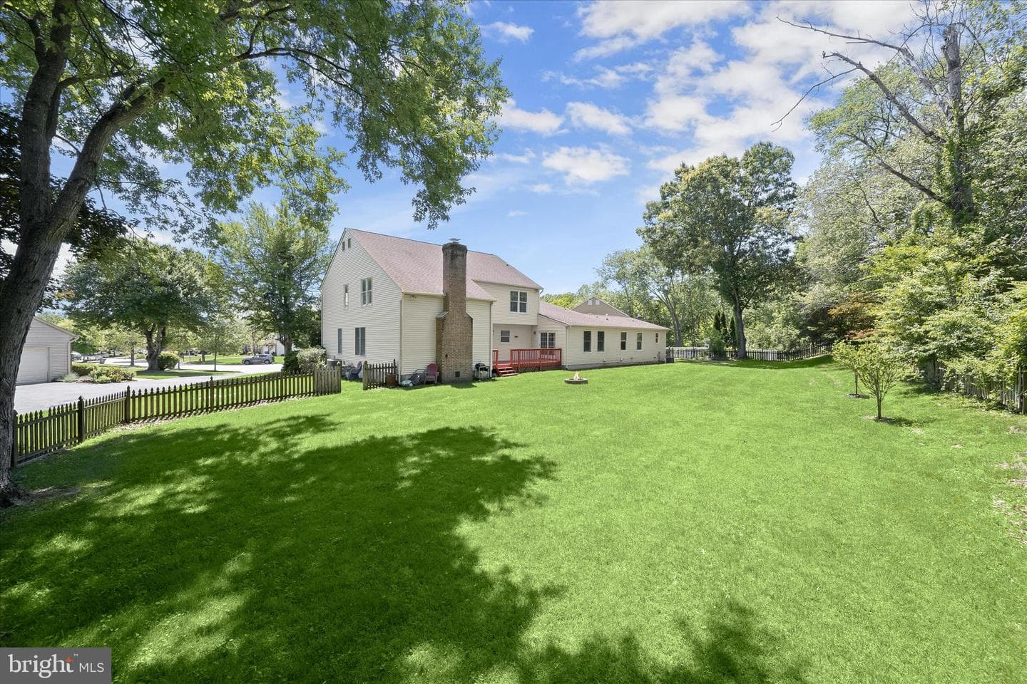 10228 Clubhouse Court photo 4