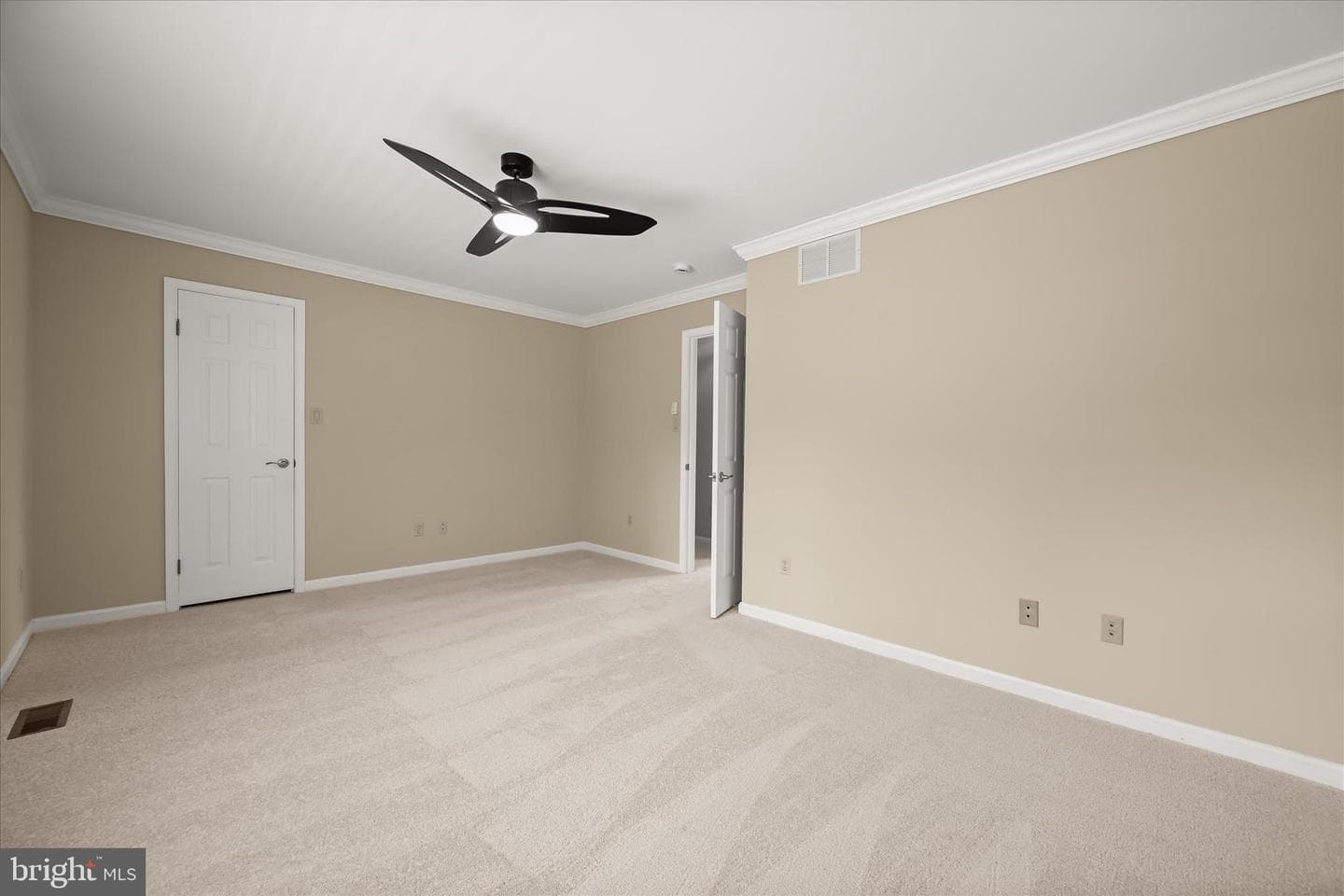 10228 Clubhouse Court photo 56