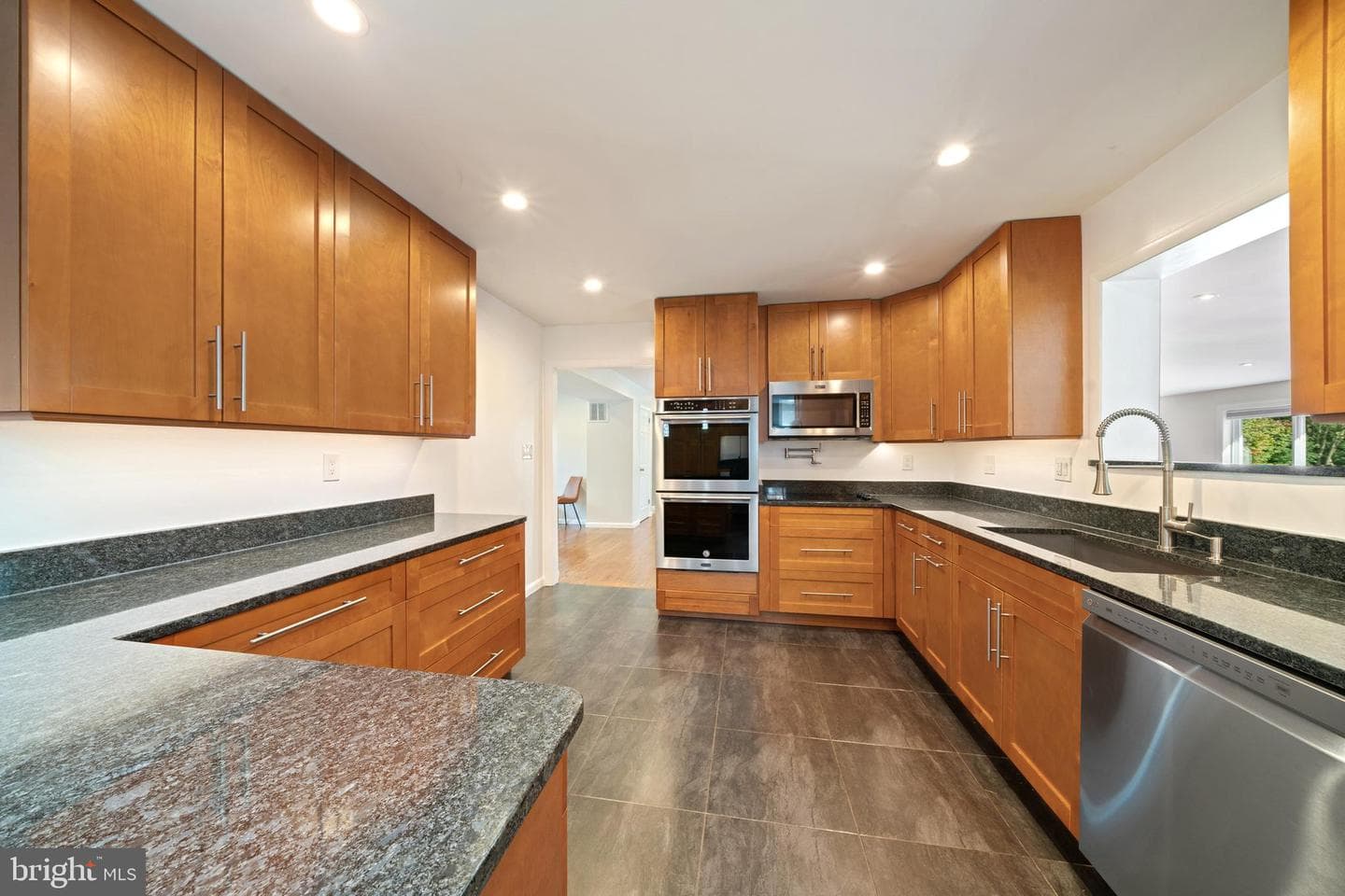 9313 Joey Drive photo 14