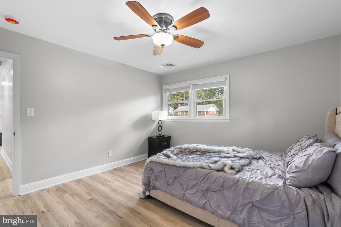 8334 Woodward Street photo 14