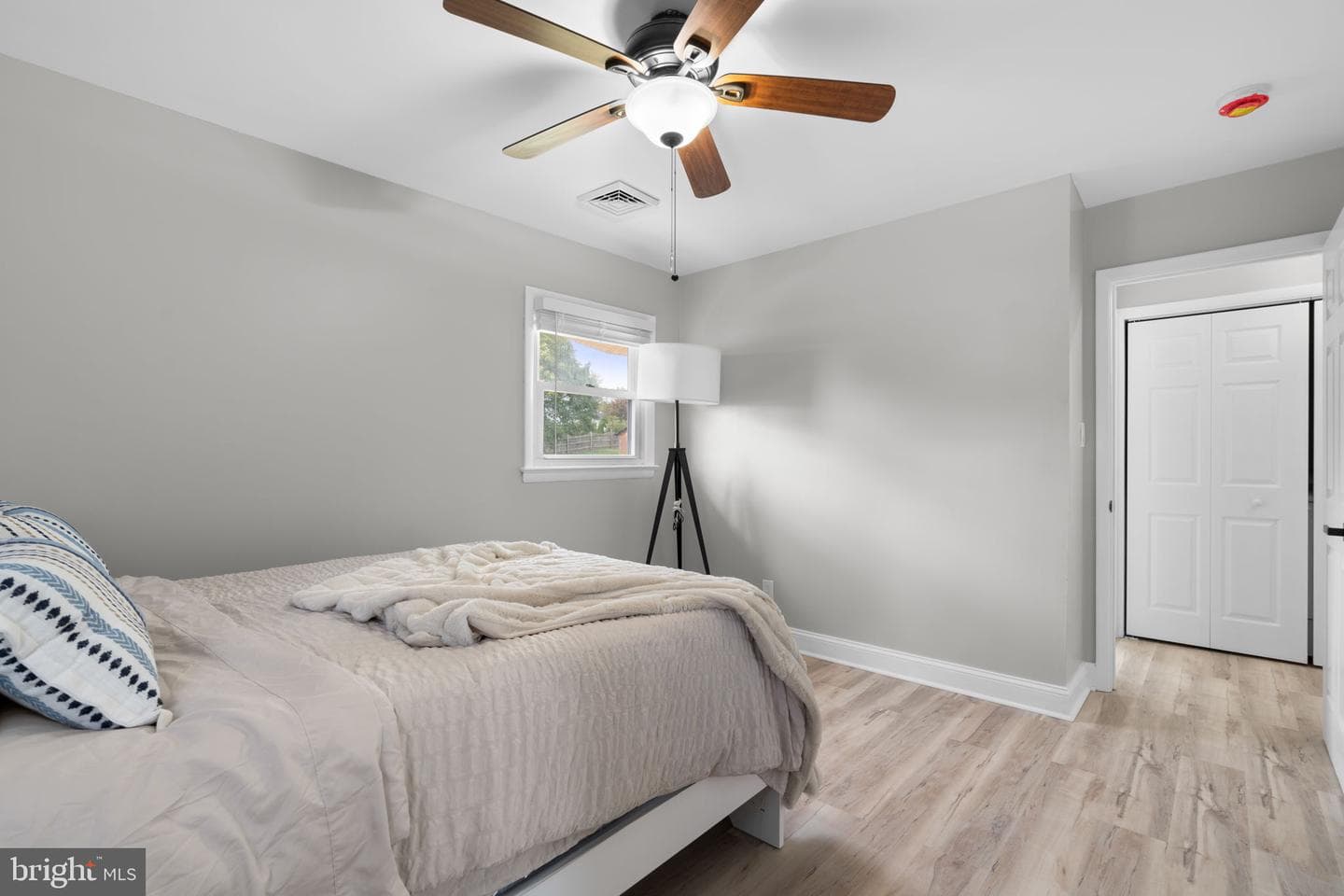 8334 Woodward Street photo 20