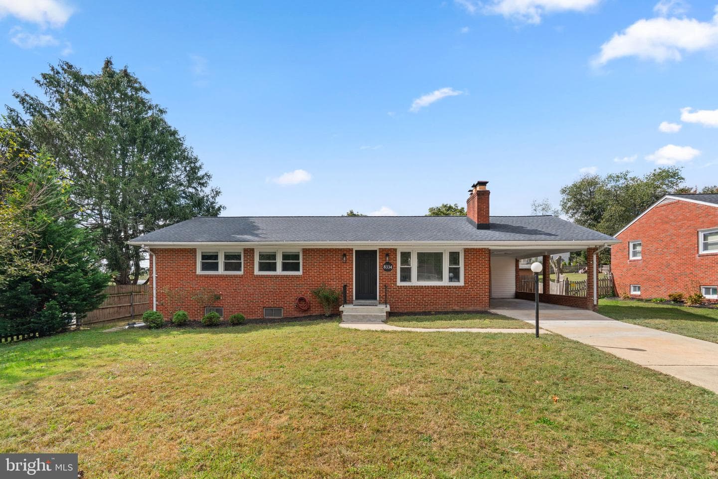 8334 Woodward Street photo 36