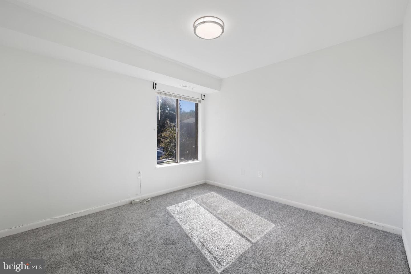 10572 Twin Rivers Road #d-1 photo 14