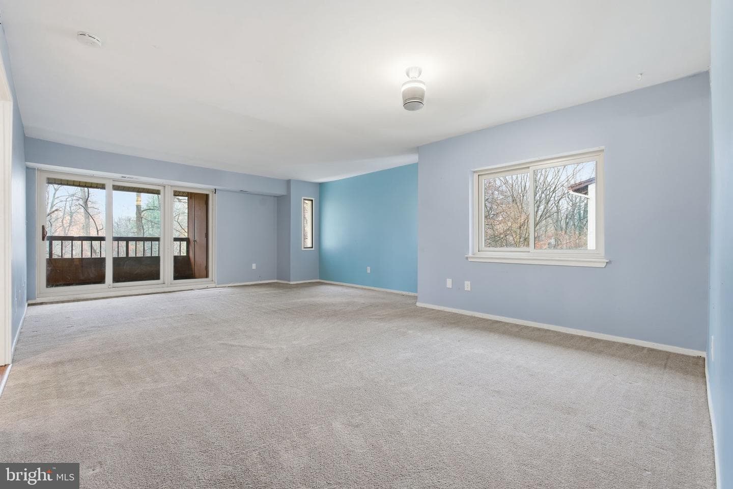 5661 Harpers Farm Road #f photo 11