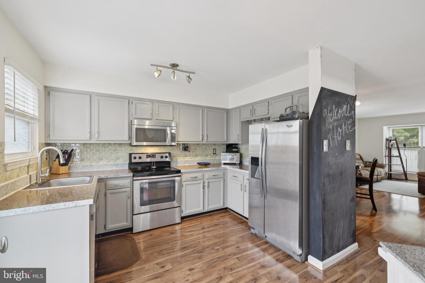 9609 Clocktower Lane photo 13