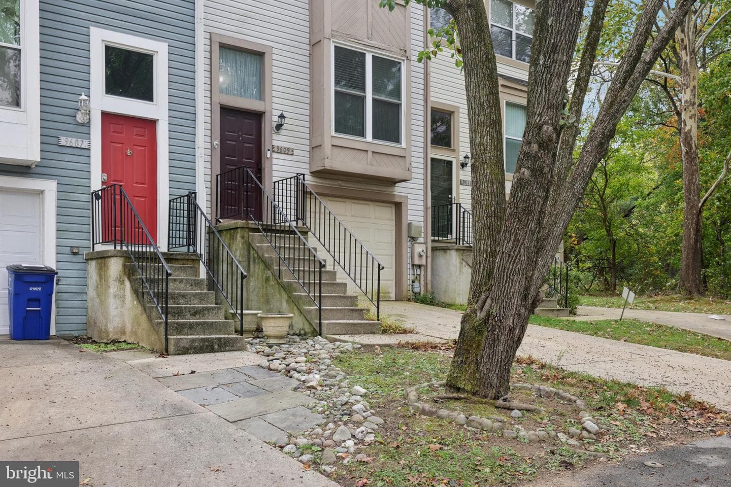 9609 Clocktower Lane photo 3