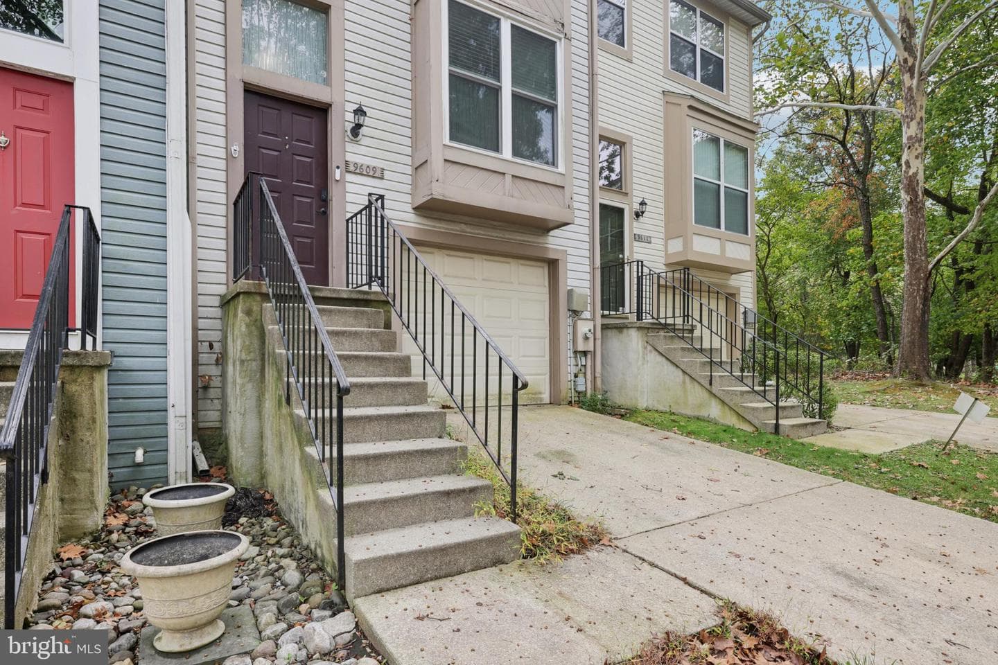 9609 Clocktower Lane photo 6