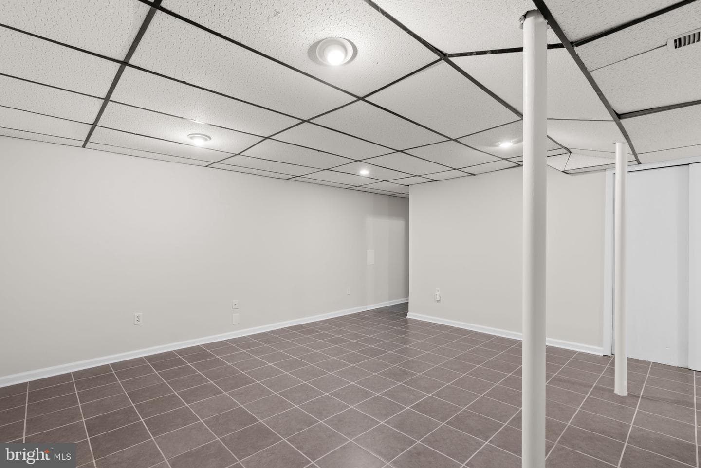 6477 Woodland Forest Drive photo 35