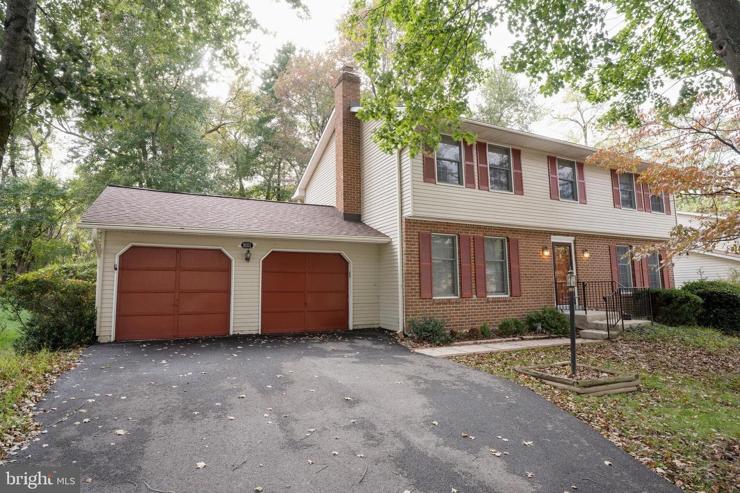 9051 Billow Row photo 3