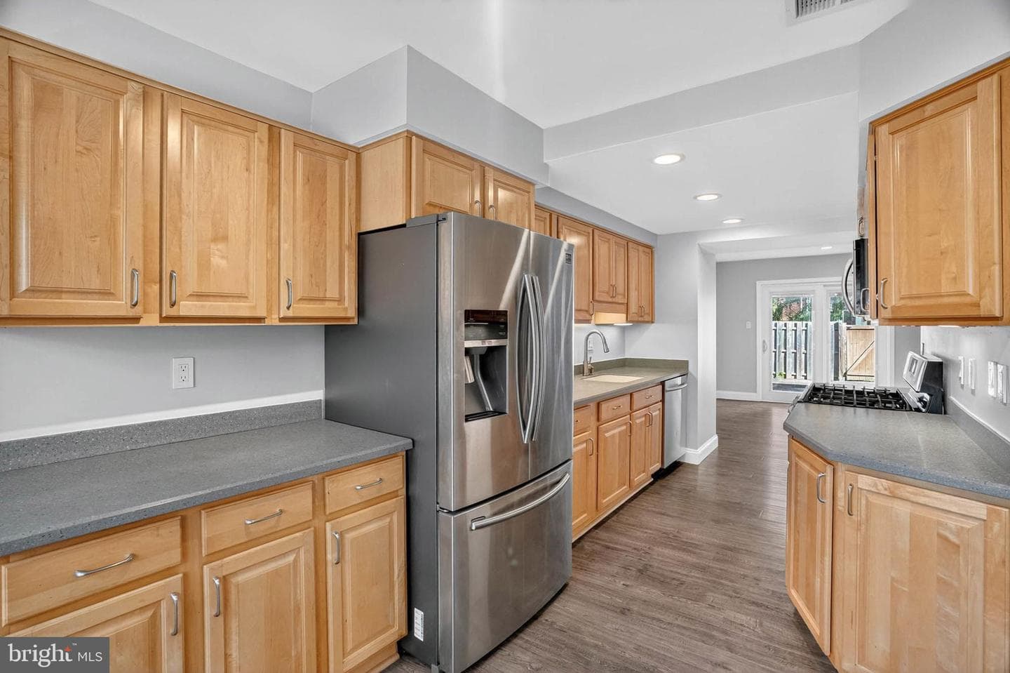 5633 Gulfstream Row photo 8