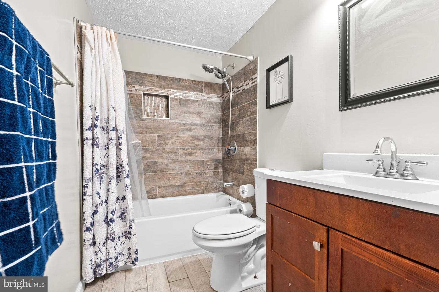 6078 Rock Glen Drive photo 10