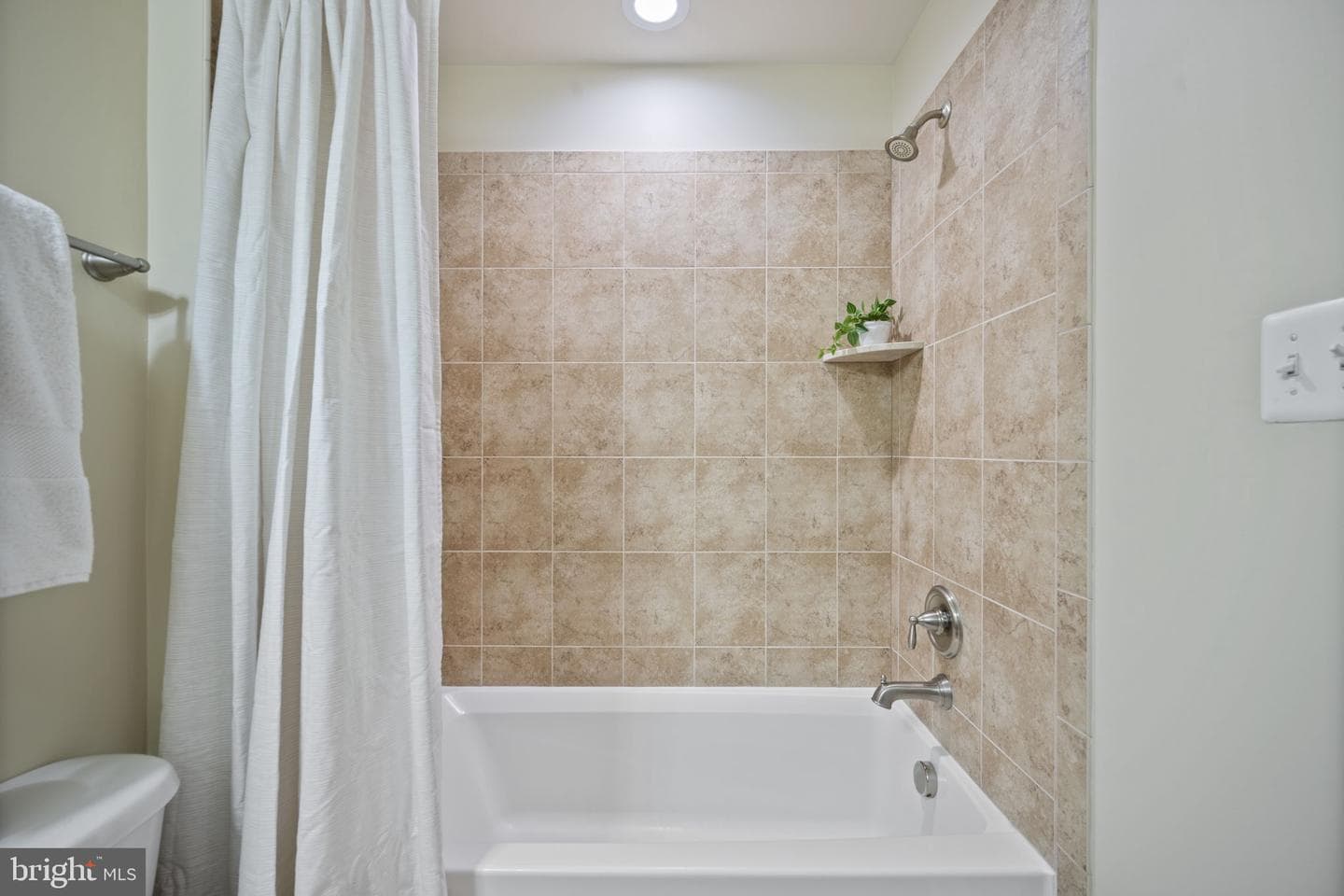 8976 Tawes Street photo 15