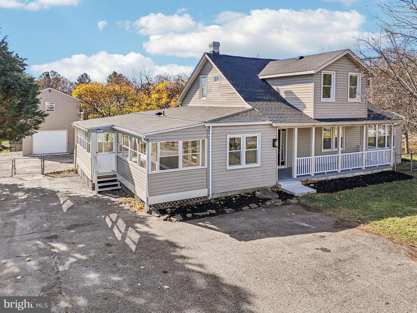 10571 Scaggsville Road photo 3