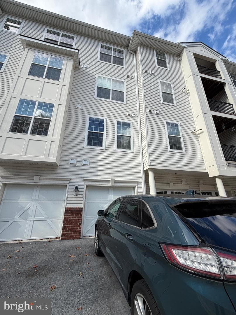 8501 Coltrane Court #206 photo 29