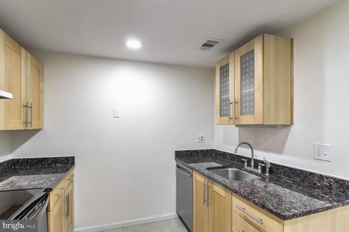 5964 Watch Chain Way #12-102 photo 9